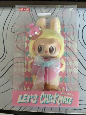 THE MONSTERS Let's Checkmate Series-Vinyl Plush Hanging Card